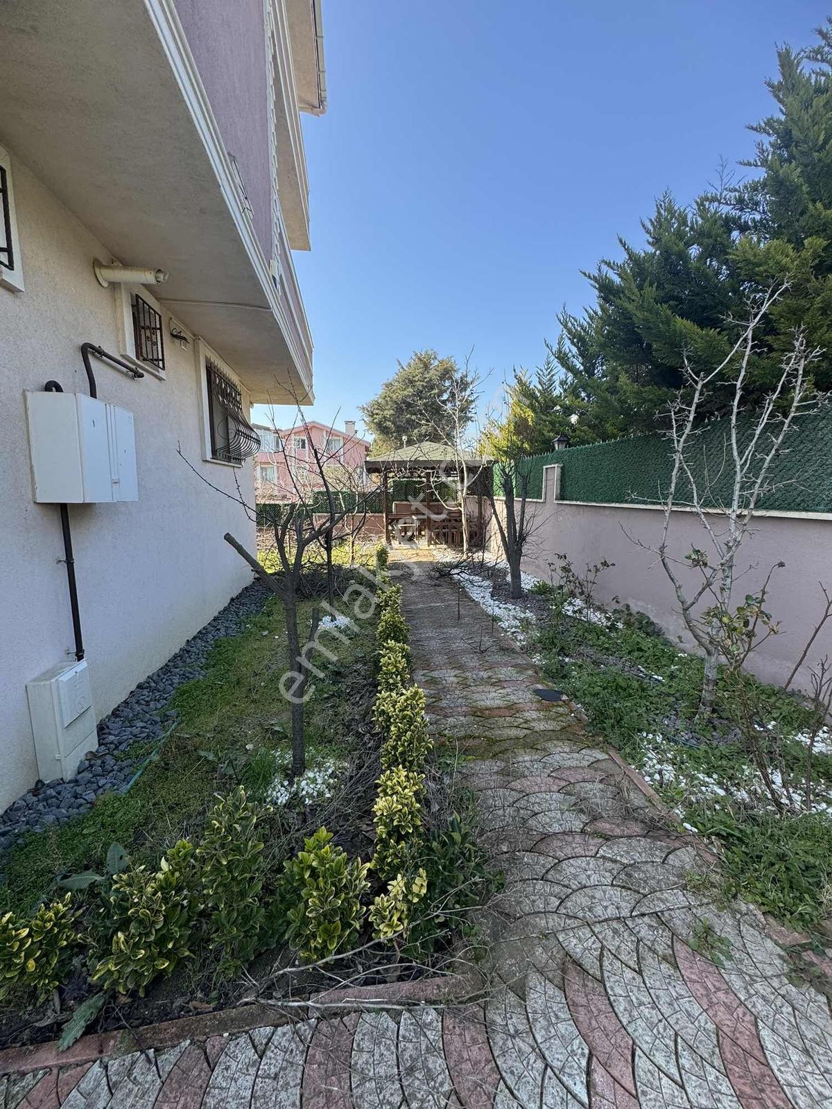 Tuğra'dan Deniz Manzaralı Ultra Lüks 4 Katlı Villa - Görsel 21