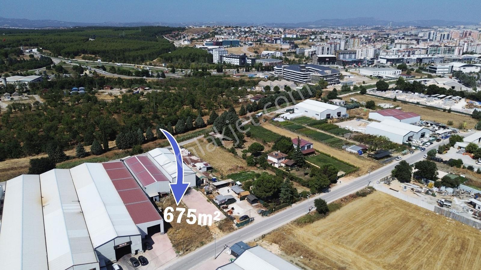 Ürünlü'de Ana Asfalt Üzerinde 675m2 Kiralık Arazi - Görsel 2
