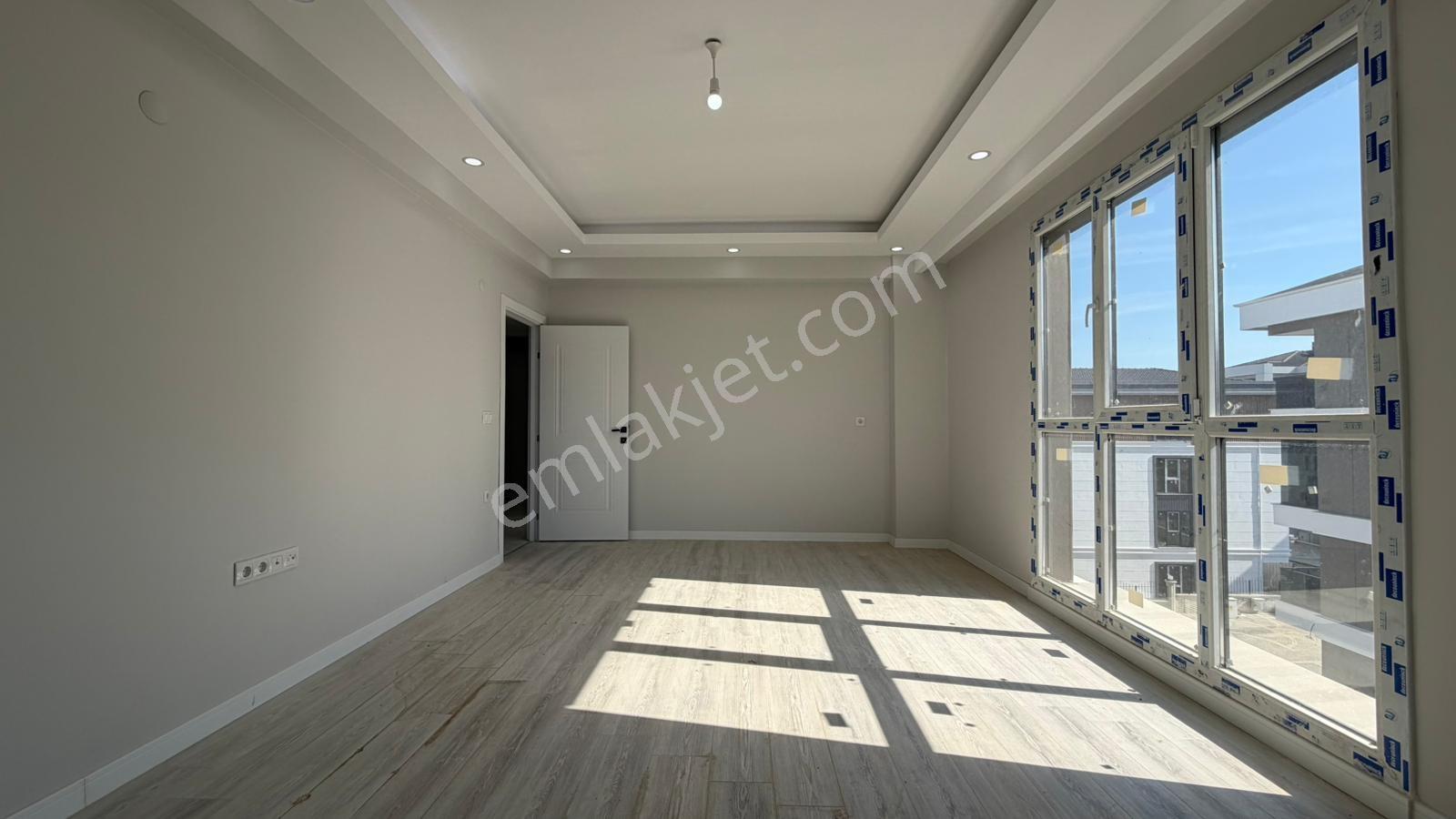 Atatürk Mah Havuzlu Site İçerisinde Satılık Lüx 2+1 Daire - Görsel 6