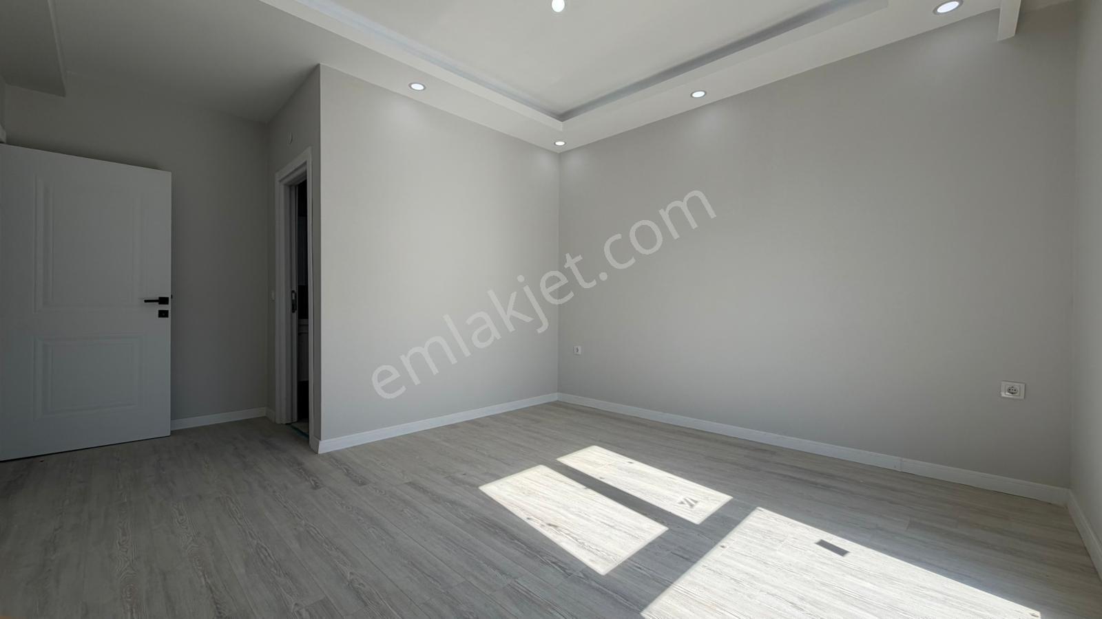 Atatürk Mah Havuzlu Site İçerisinde Satılık Lüx 2+1 Daire - Görsel 33