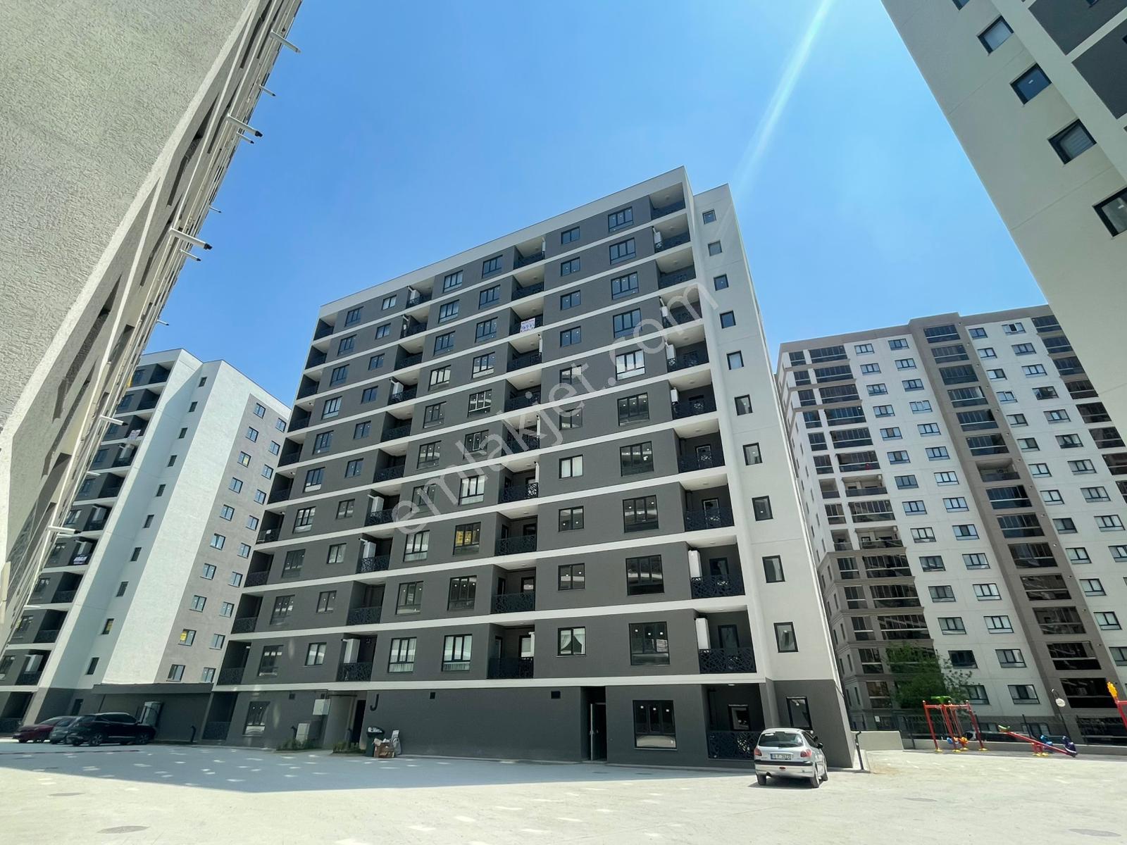 Kaçmaz Emlak Yeni Hayat Arakat Kiralık 2+1 Daire - Görsel 2