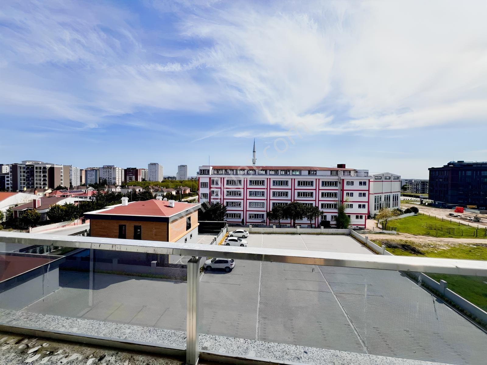 Cumhuriyet Mahallesi Satılık 1+1 Site İçinde Full Donanımlı - Görsel 2