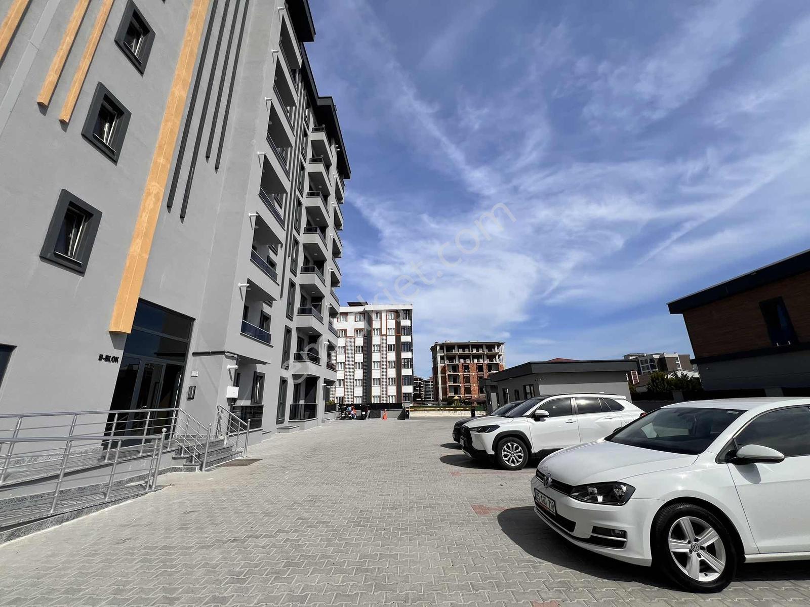 Cumhuriyet Mahallesi Satılık 1+1 Site İçinde Full Donanımlı - Görsel 26