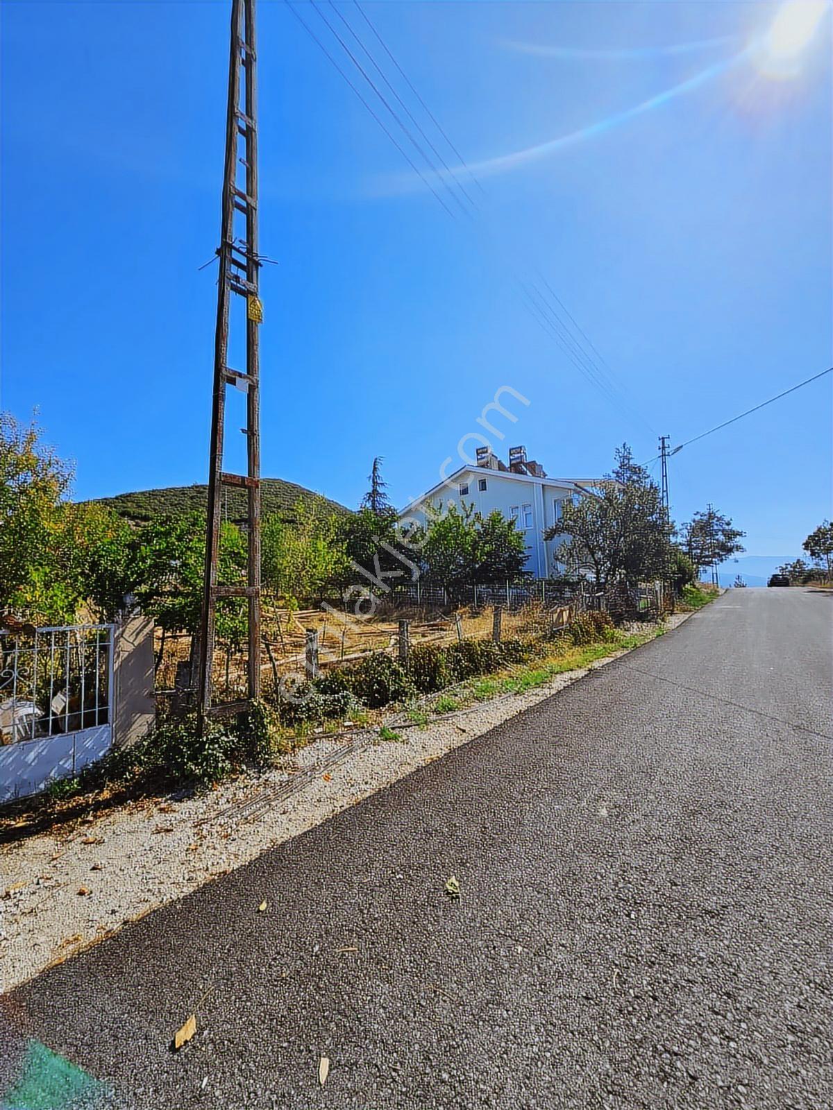 Kaçırılmayacak Fırsat! Aydınlık Evlerde 572m² Anayola Sıfır Arsa - Görsel 3