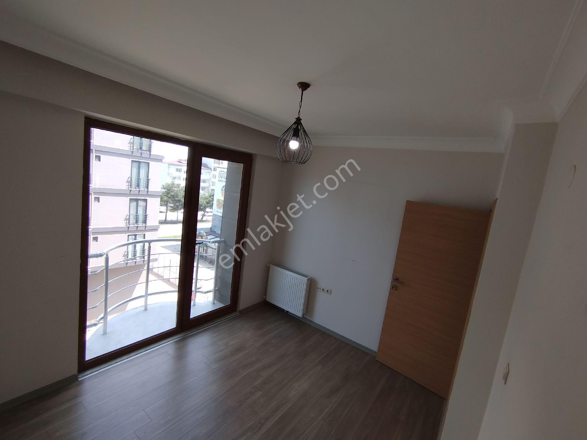 Yeski Emlâk İnşaattan Kiralık Atakum Körfez Tranwaya Anayola Yakın - Görsel 29