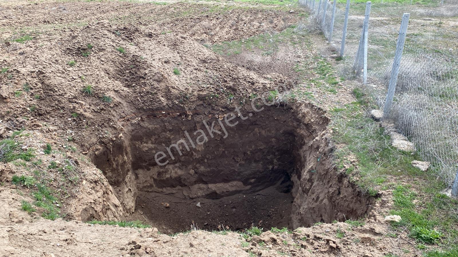 Akören Yoluna Yakın Tel Örgülü Müstakil Bahçe - Görsel 8