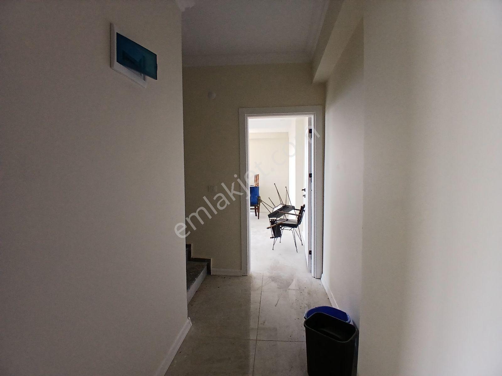 Çelik-ay'dan Bağçeşme Satılık Eğimsiz Çatı Dubleks Daire - Görsel 8