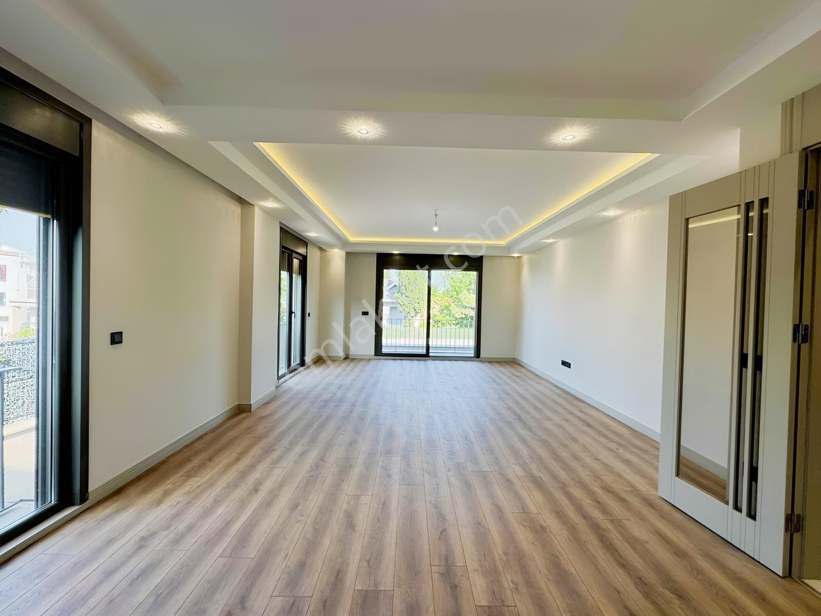 Remax Hedef Den Real Lıfe Mimaroba 6+2 Kiralık Sıfır Villa - Görsel 20
