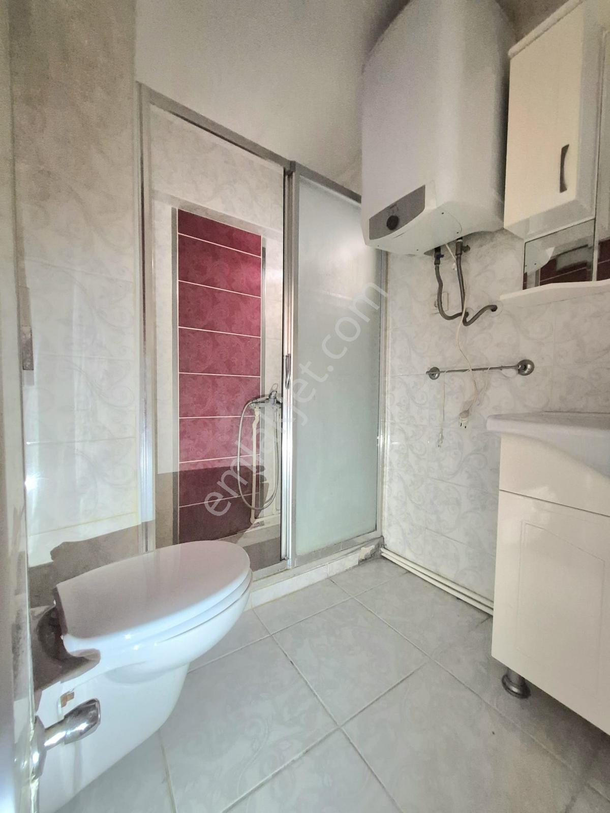 Zübeyde Hanım Caddesi Adliye Arkası Önü Açık D.gazlı 2+1 95 M2 - Görsel 6