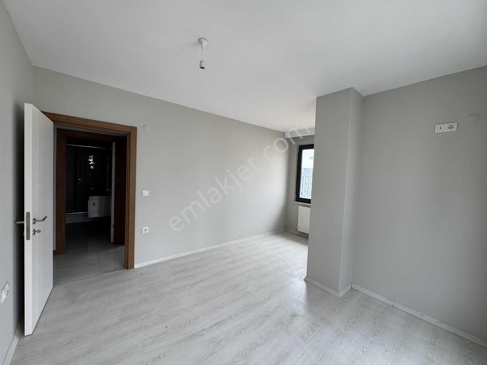 Remax Ten Beylikdüzü Kavaklı Merkezde Satılık Sıfır 4+2 Dublex - Görsel 27