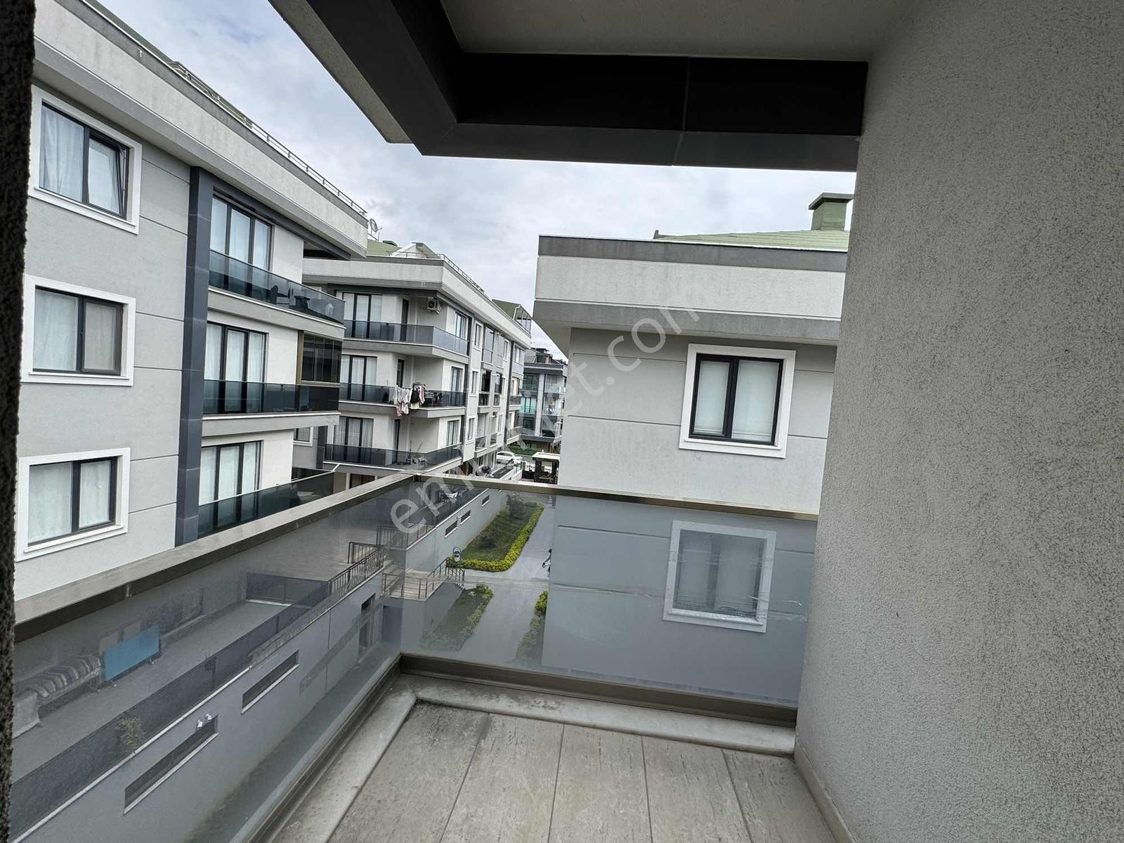 Remax Ten Beylikdüzü Kavaklı Merkezde Satılık Sıfır 4+2 Dublex - Görsel 5
