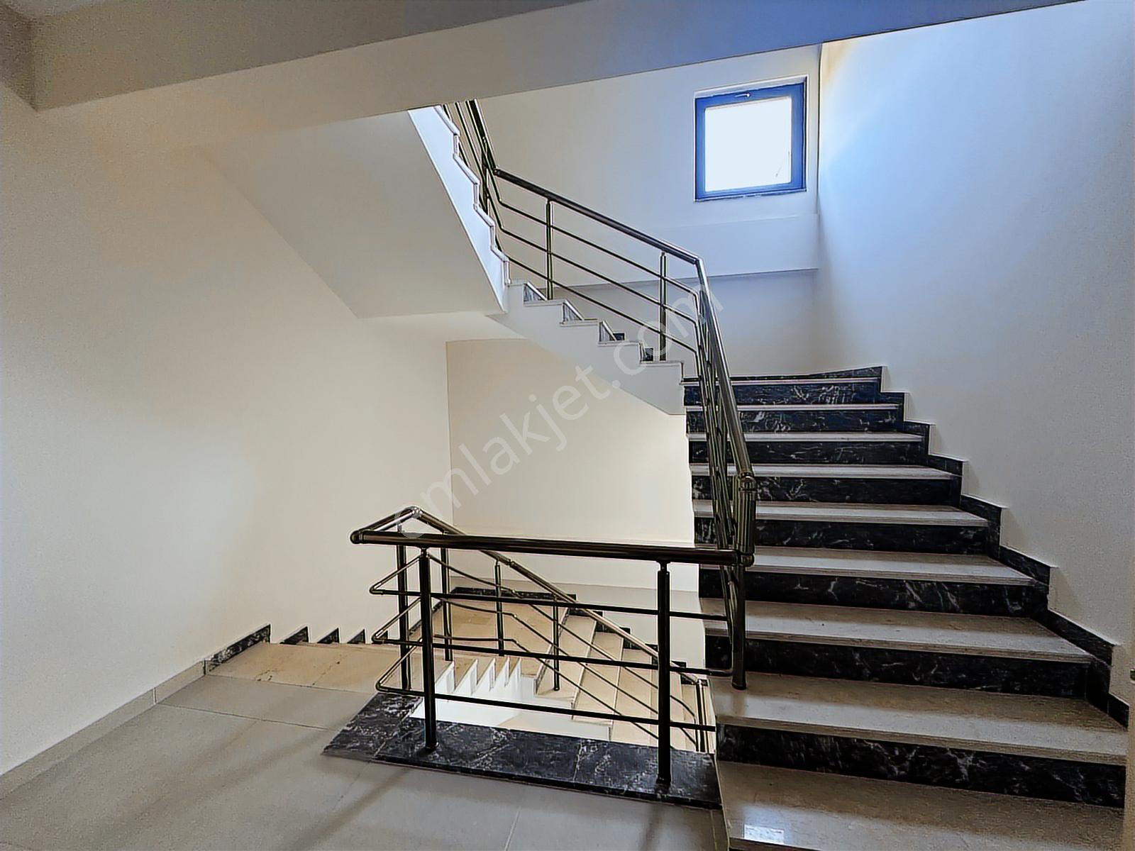 Remax Hedeften Kocaeli Kartepe Derbent'te Satılık 3+1 Dublex - Görsel 12