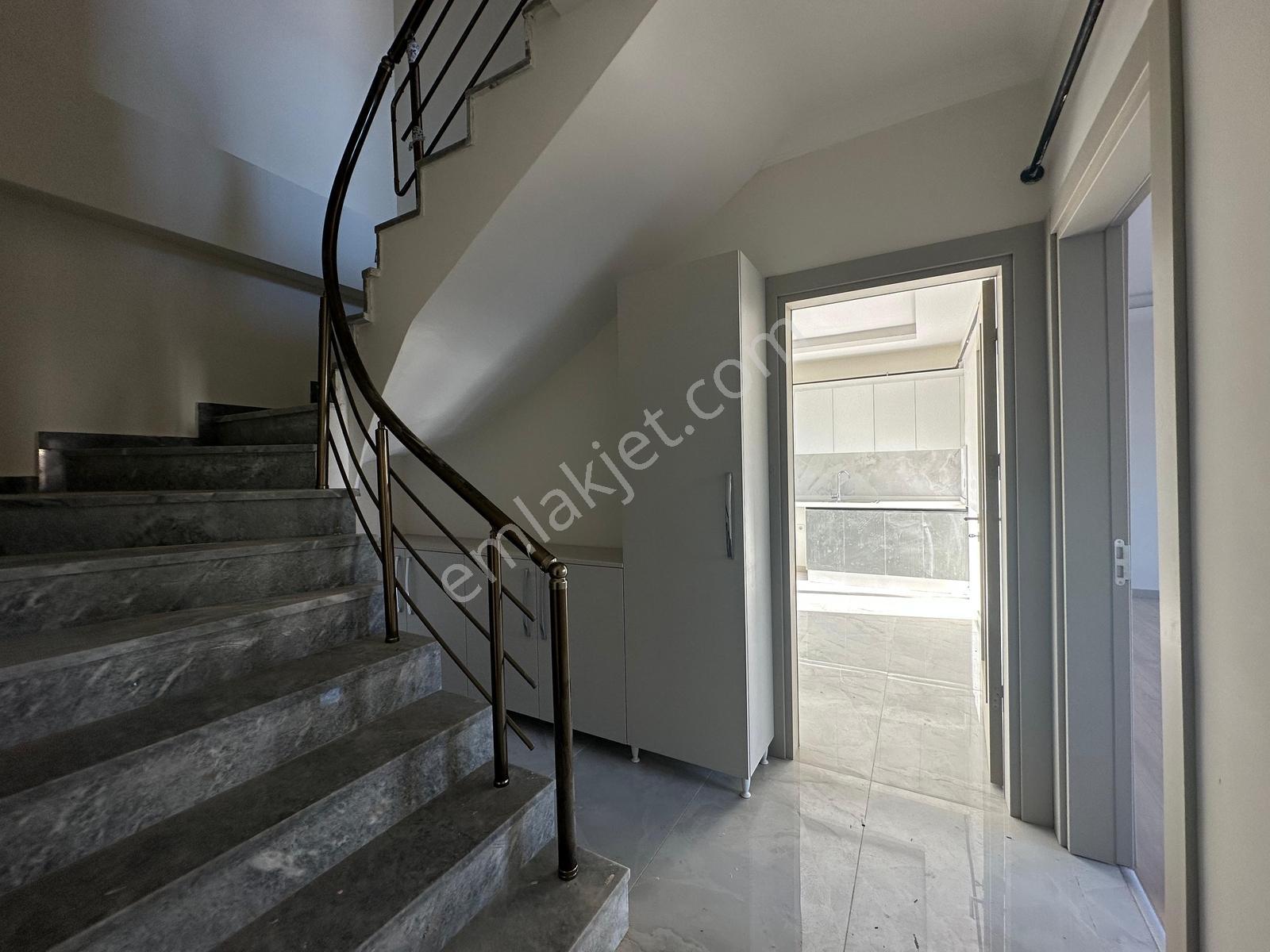 Remax Hedeften Kocaeli Kartepe Derbent'te Satılık 3+1 Dublex - Görsel 22