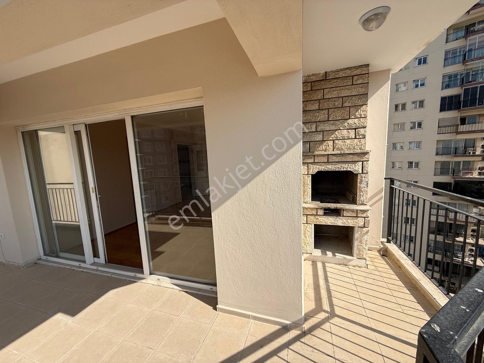 Bayraklı Güneşkent Sitesinde 3+1 Kiralık Daire - Görsel 11