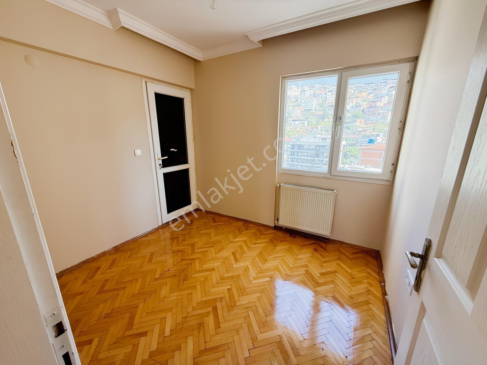 Bayraklı Güneşkent Sitesinde 3+1 Kiralık Daire - Görsel 14