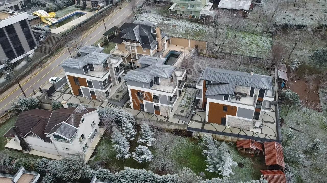 Remax Hedeften Kocaeli Kartepe'de Site İçerisinde Villa - Görsel 4