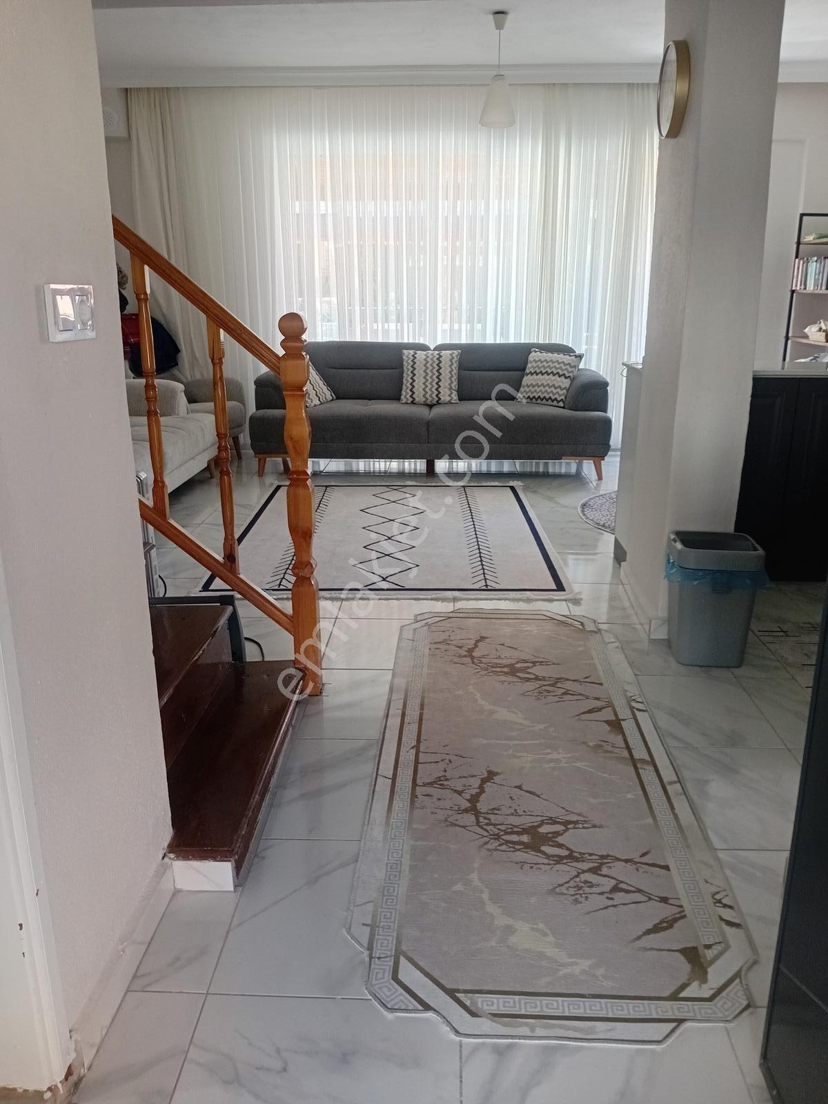 Gelibolu Bolayır Erenler Sitesinde Sıfır Eşyalı Triplex Yazlık - Görsel 9