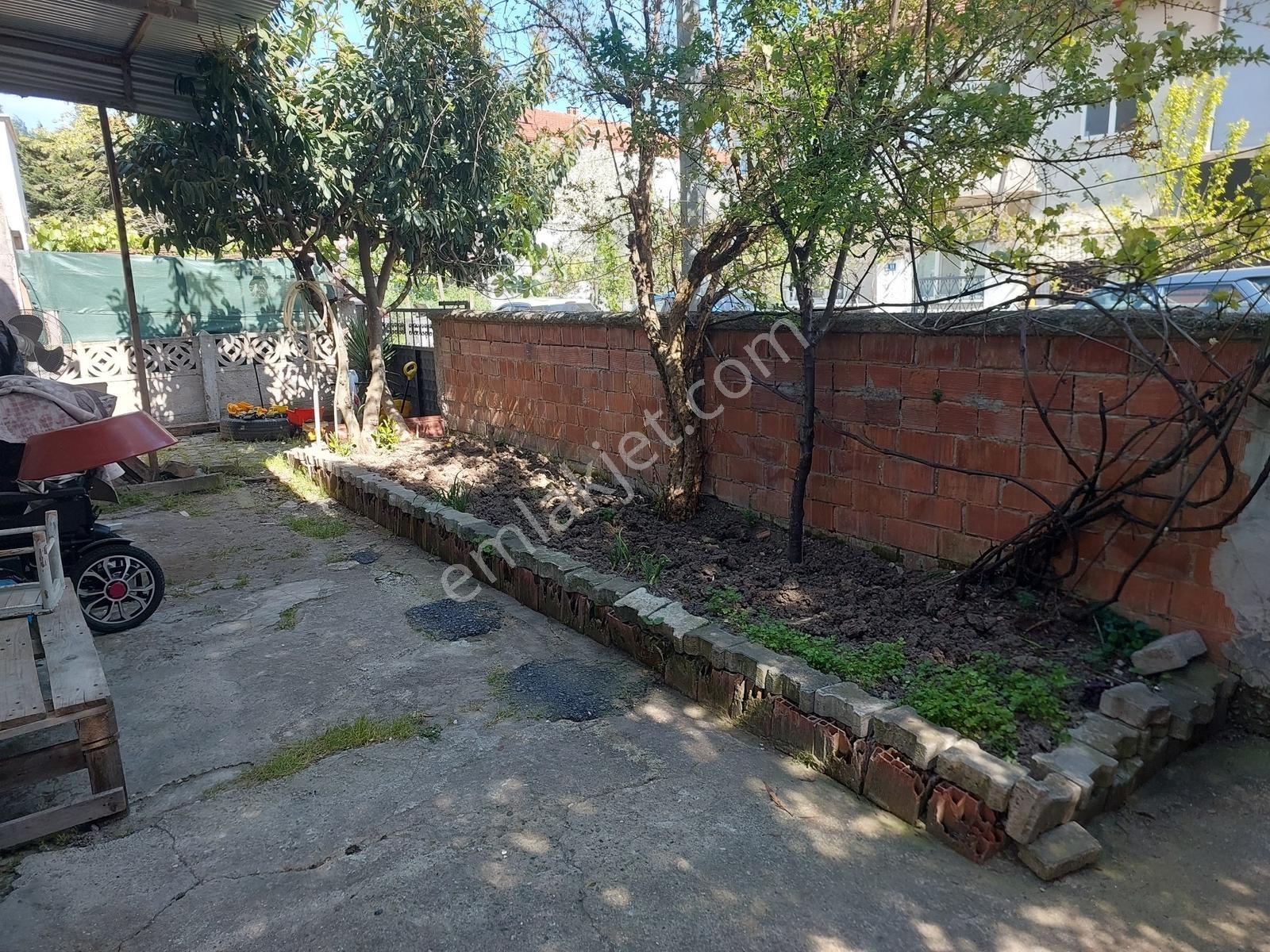 Sakarya Serdivan Yazlıkta 3 Daireli Müstakil Bina Satılık - Görsel 27