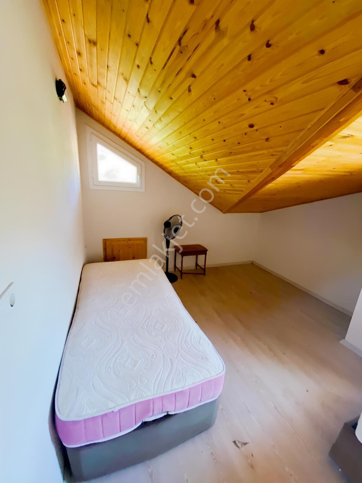 Ekincik'de Kiralık Deniz Manzaralı Daire - Görsel 7