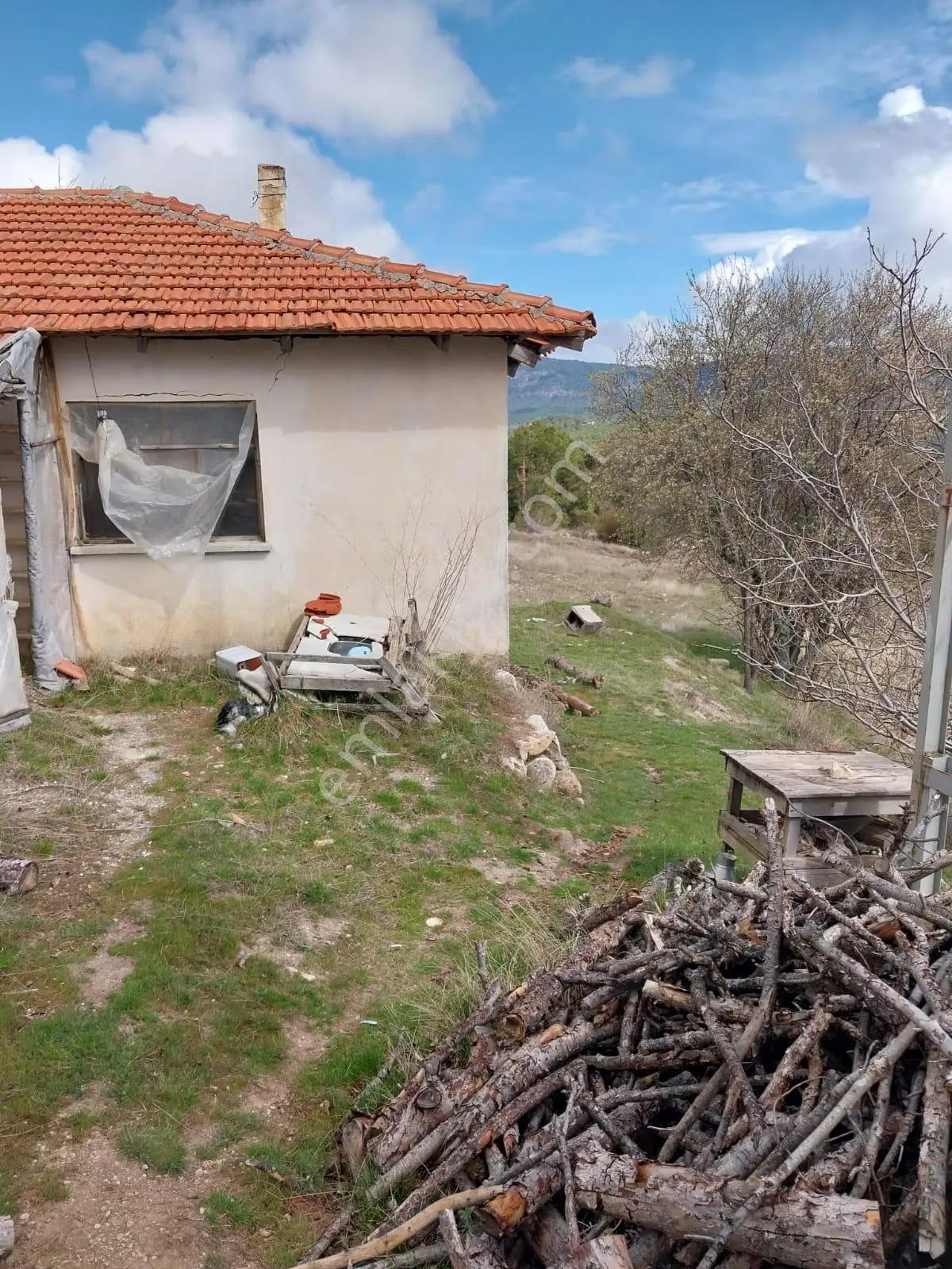Şahin Emlaktan Çameli Kolakta 1391 M² Satılık Ev Ve Bahçesi - Görsel 2