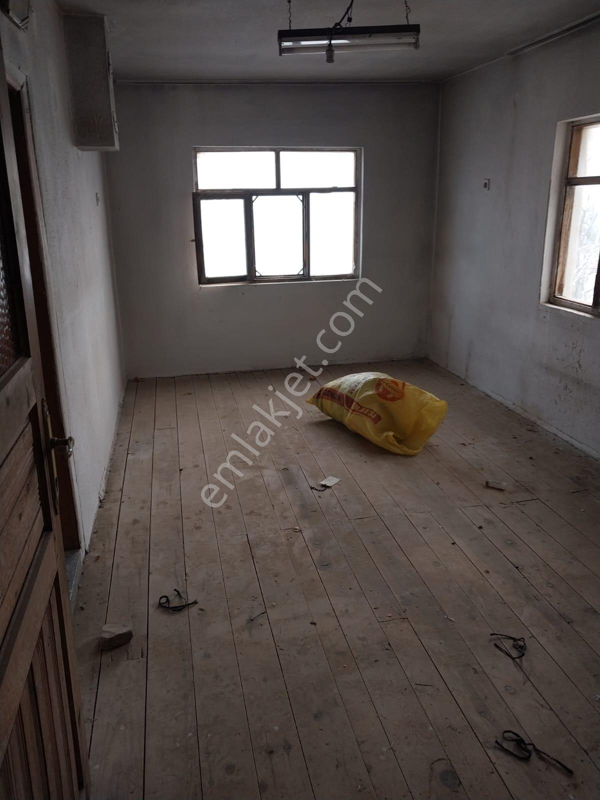 Şahin Emlaktan Çameli Kolakta 1391 M² Satılık Ev Ve Bahçesi - Görsel 8