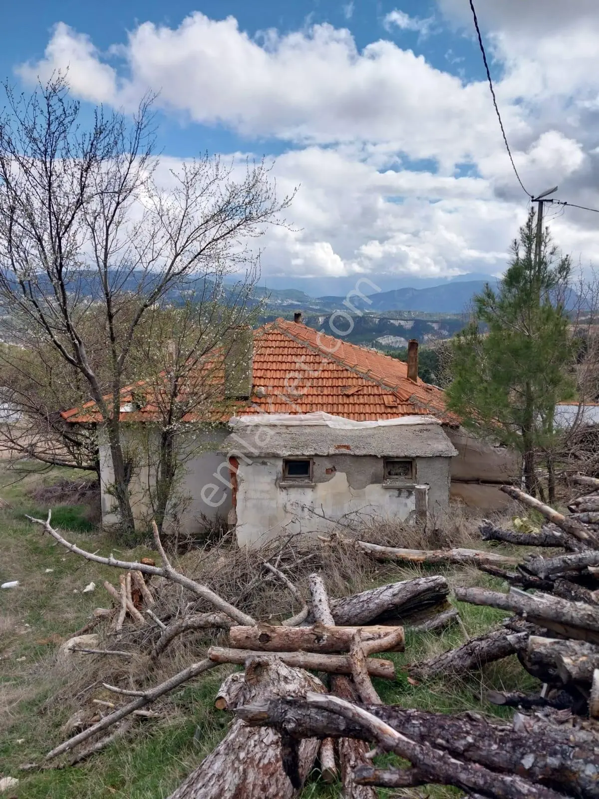 Şahin Emlaktan Çameli Kolakta 1391 M² Satılık Ev Ve Bahçesi - Görsel 4