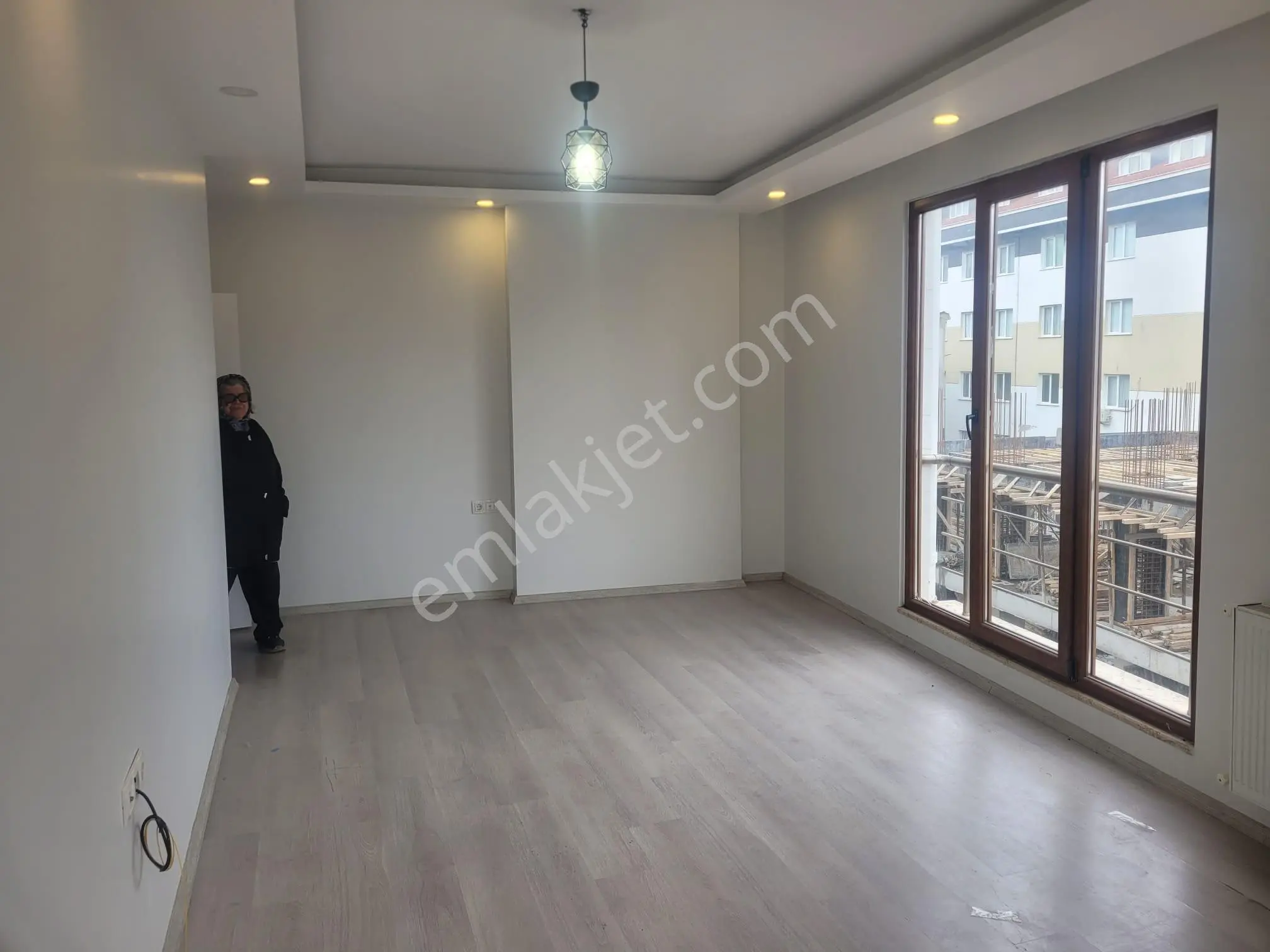 Şirinevler Mh Cadde Üzerinde Kat Mülkiyetli Krediye Uygun 2+1 3 Kat Satılık Daire - Görsel 4