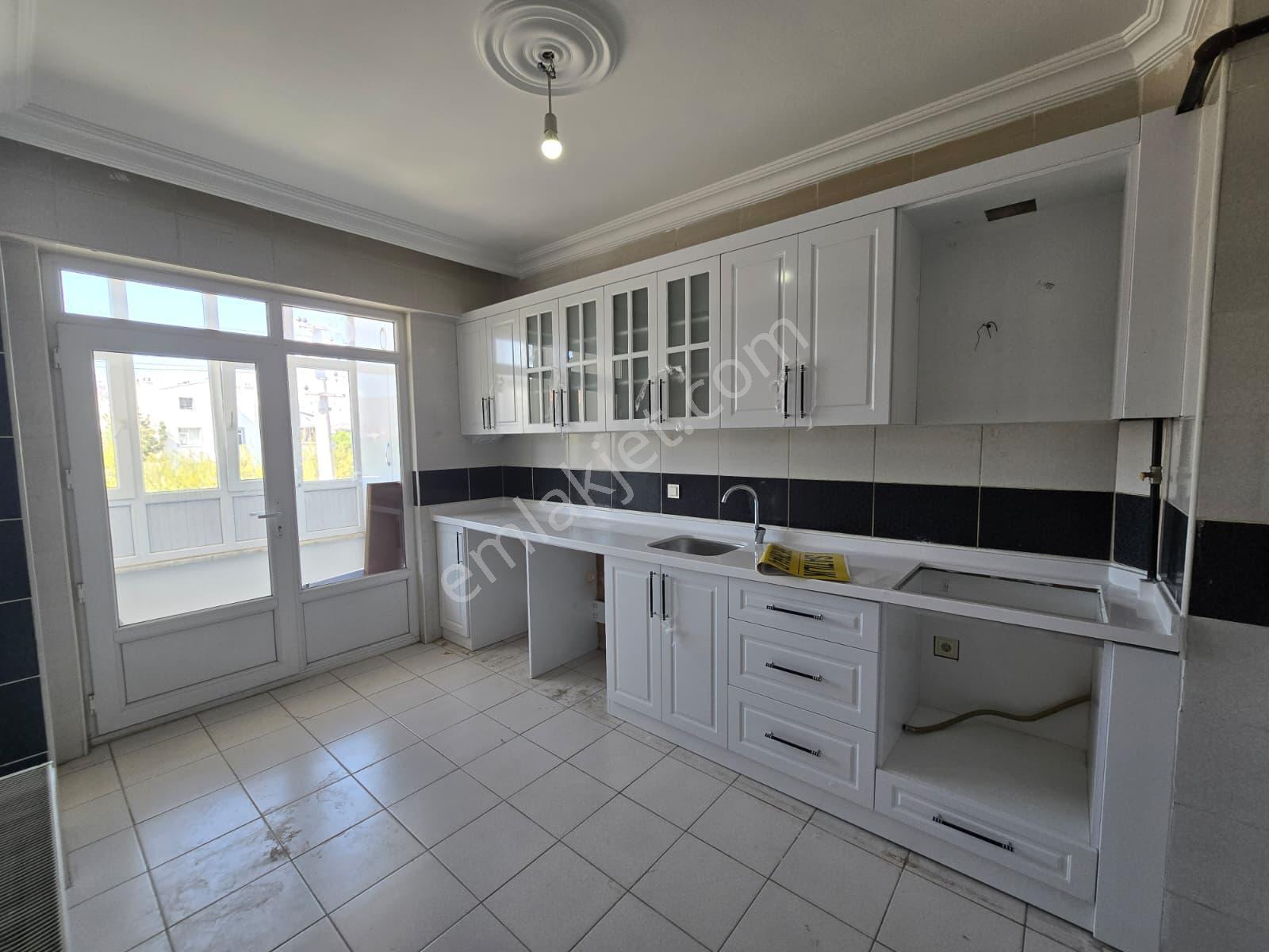 Buhara Mh. Ara Kat Masrafsız 3+1 Daire - Görsel 3