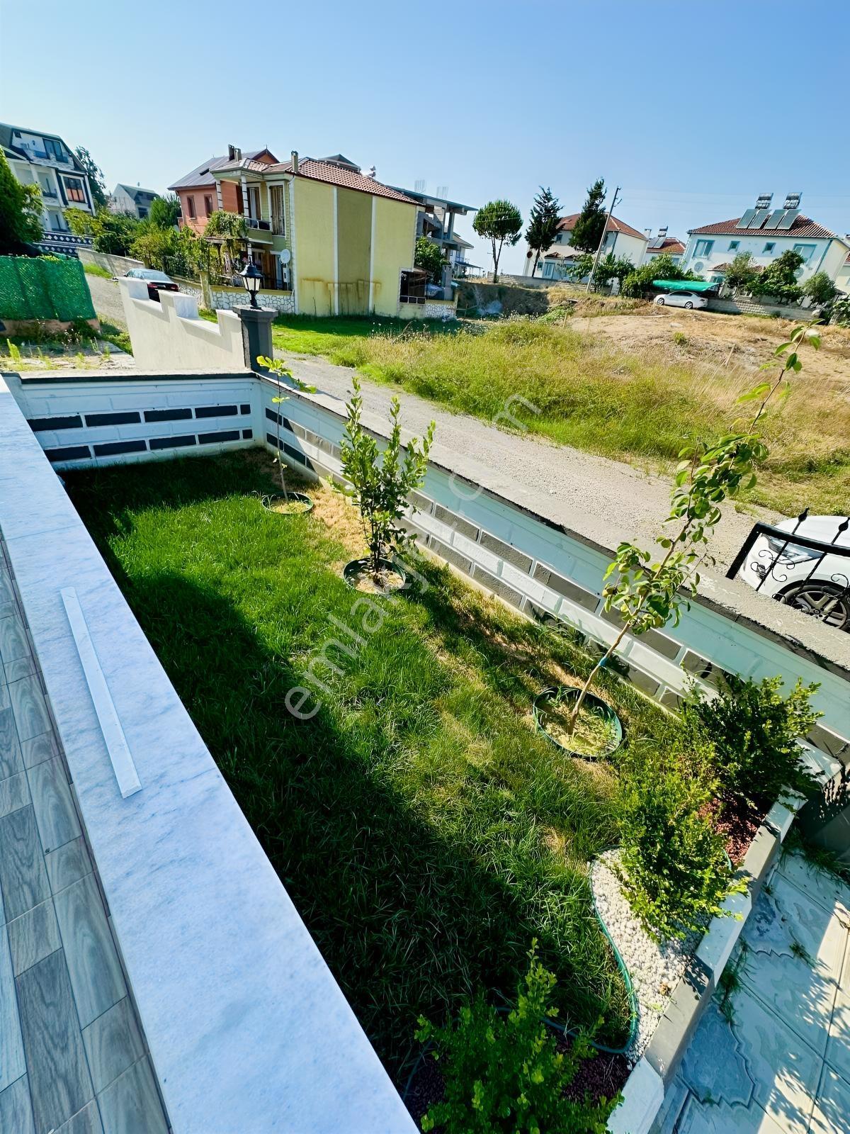 Karasu Kocaalinde Denize 90 Metre,satılık Triplex Müstakil Villa - Görsel 3