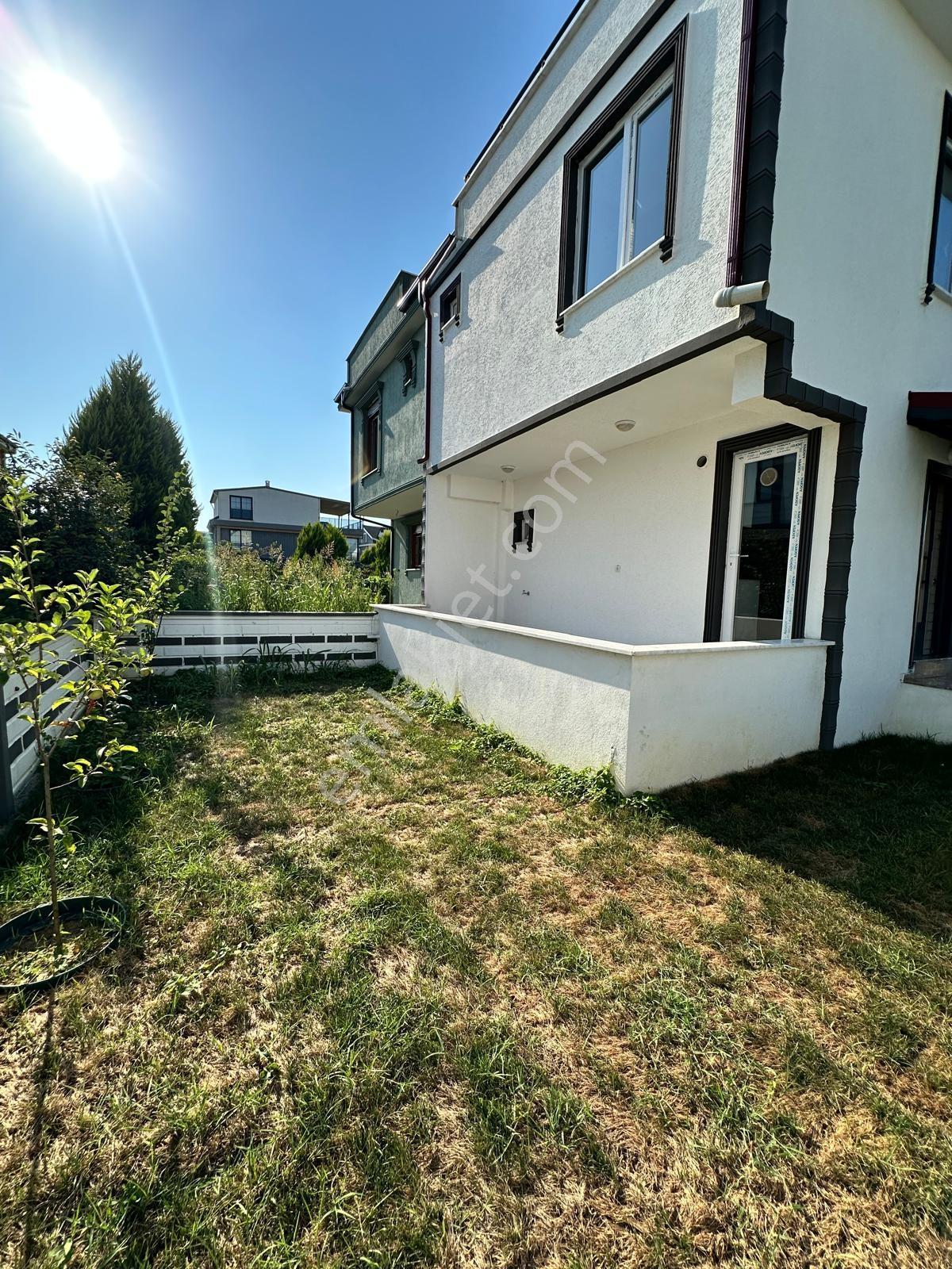 Karasu Kocaalinde Denize 90 Metre,satılık Triplex Müstakil Villa - Görsel 9