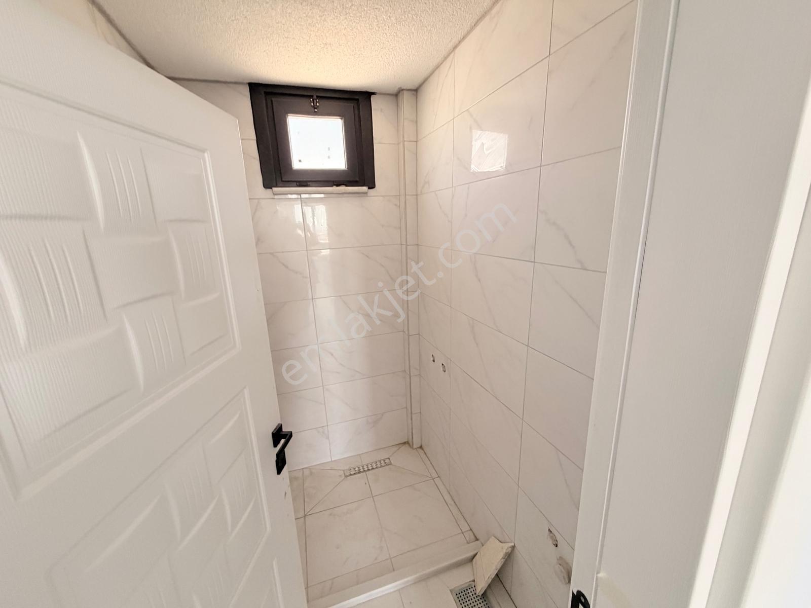 Çayırova Emek Mahallesinde Kiralık 4+1 Dübleks - Görsel 3