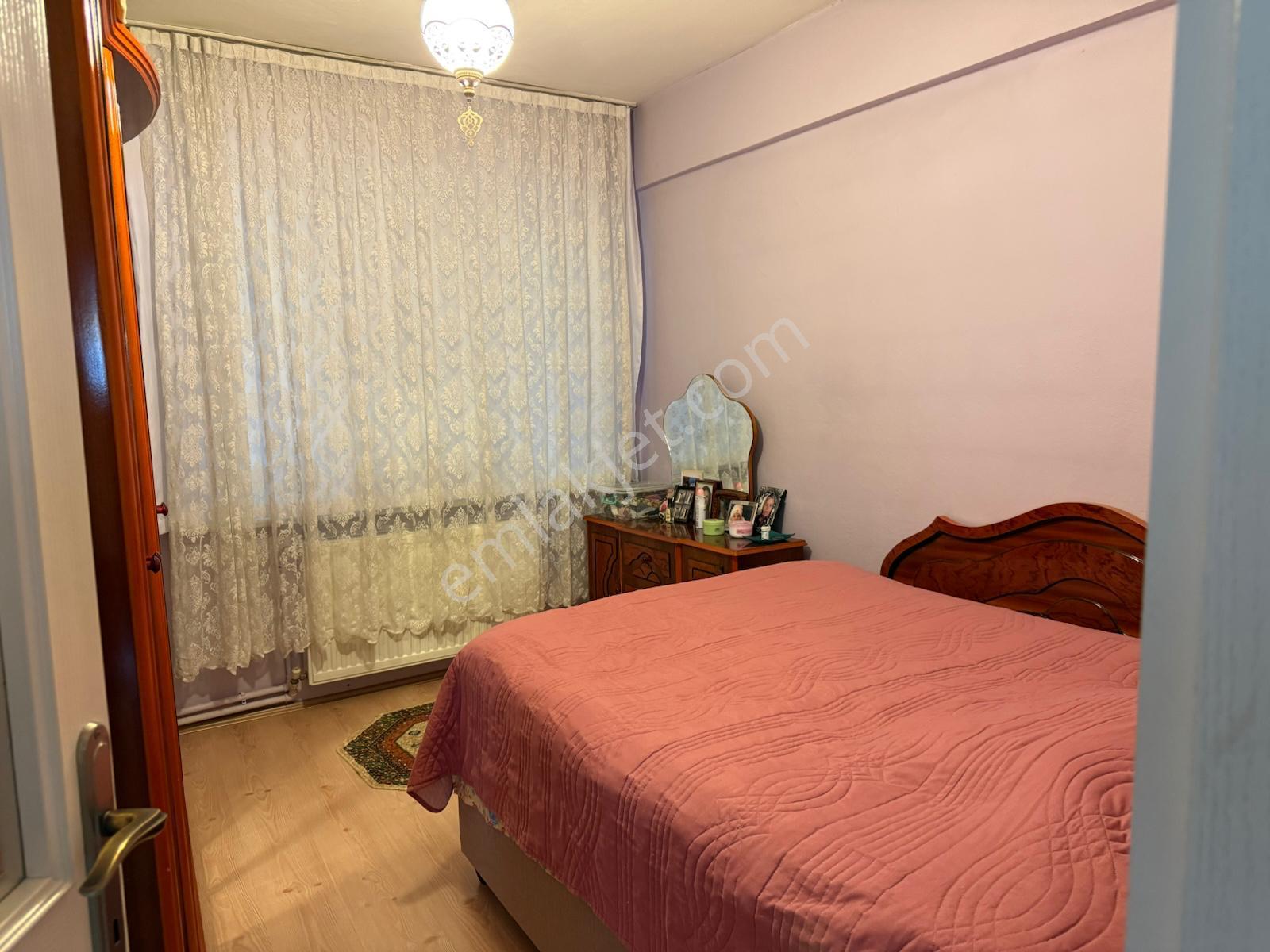 Şirinevler Mh Cadde Üzerinde Kat Mülkiyetli Krediye Uygun 2+1 3 Kat Satılık Daire - Görsel 9