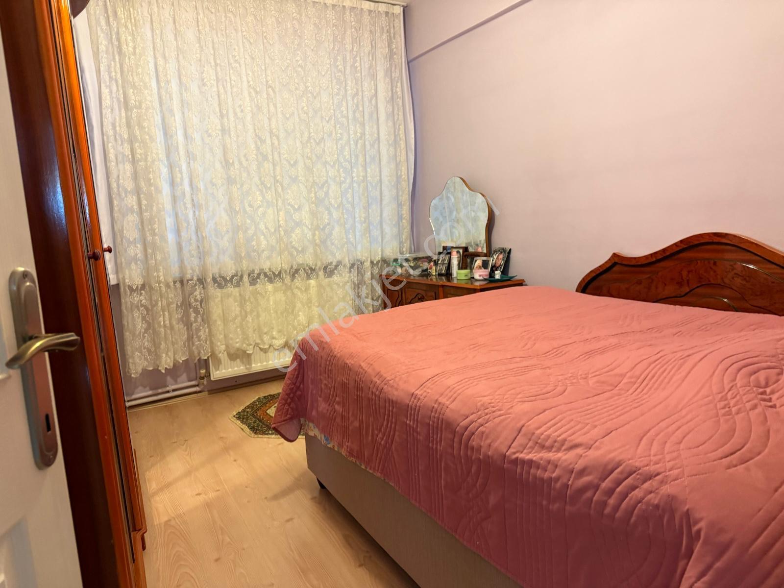 Şirinevler Mh Cadde Üzerinde Kat Mülkiyetli Krediye Uygun 2+1 3 Kat Satılık Daire - Görsel 8