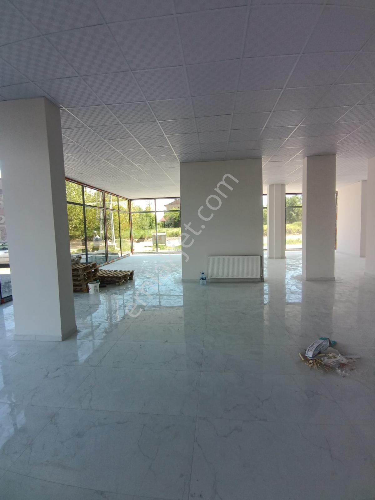 Taşköprü Yolu Uzerı 600 M2 Giriş ( 200 M2) Depolu İşyeri - Görsel 18