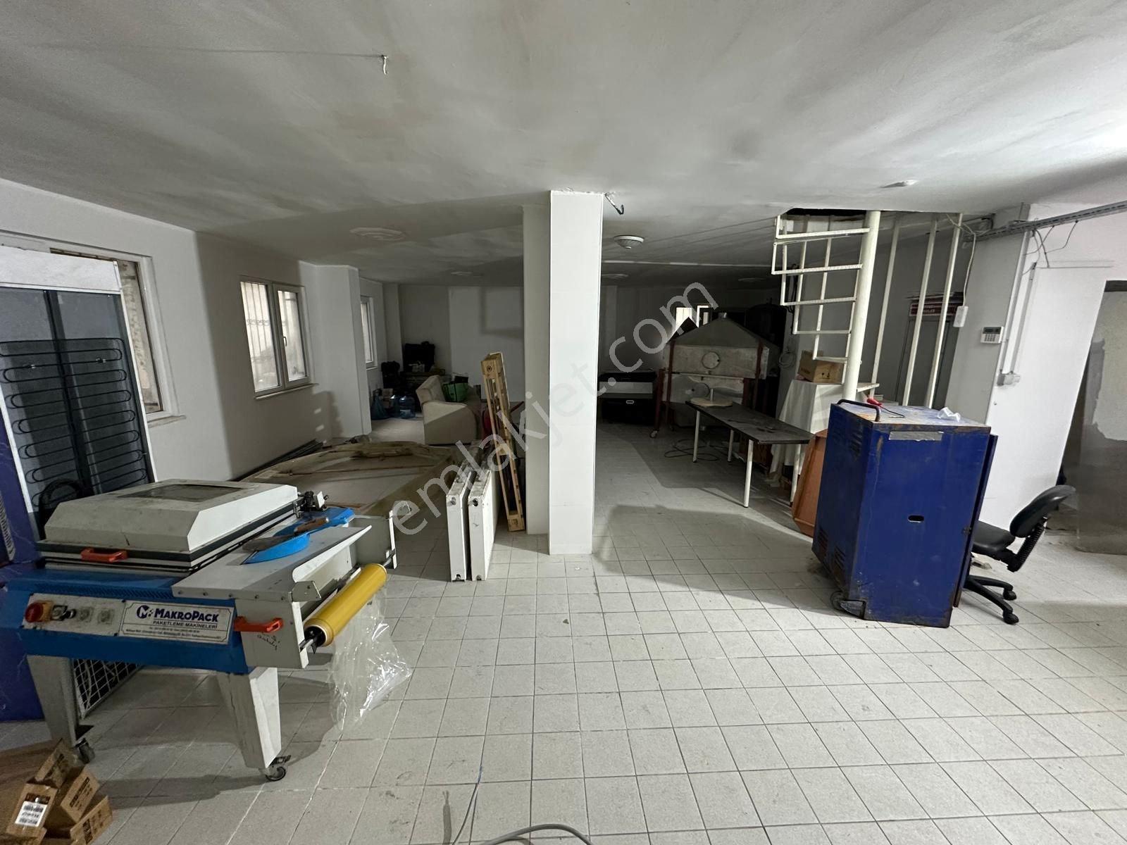 Beylikdüzü Yakupluda Kiralık 270 M2 Dükkan Mağaza Kdv Avantajlı İşyeri - Görsel 31