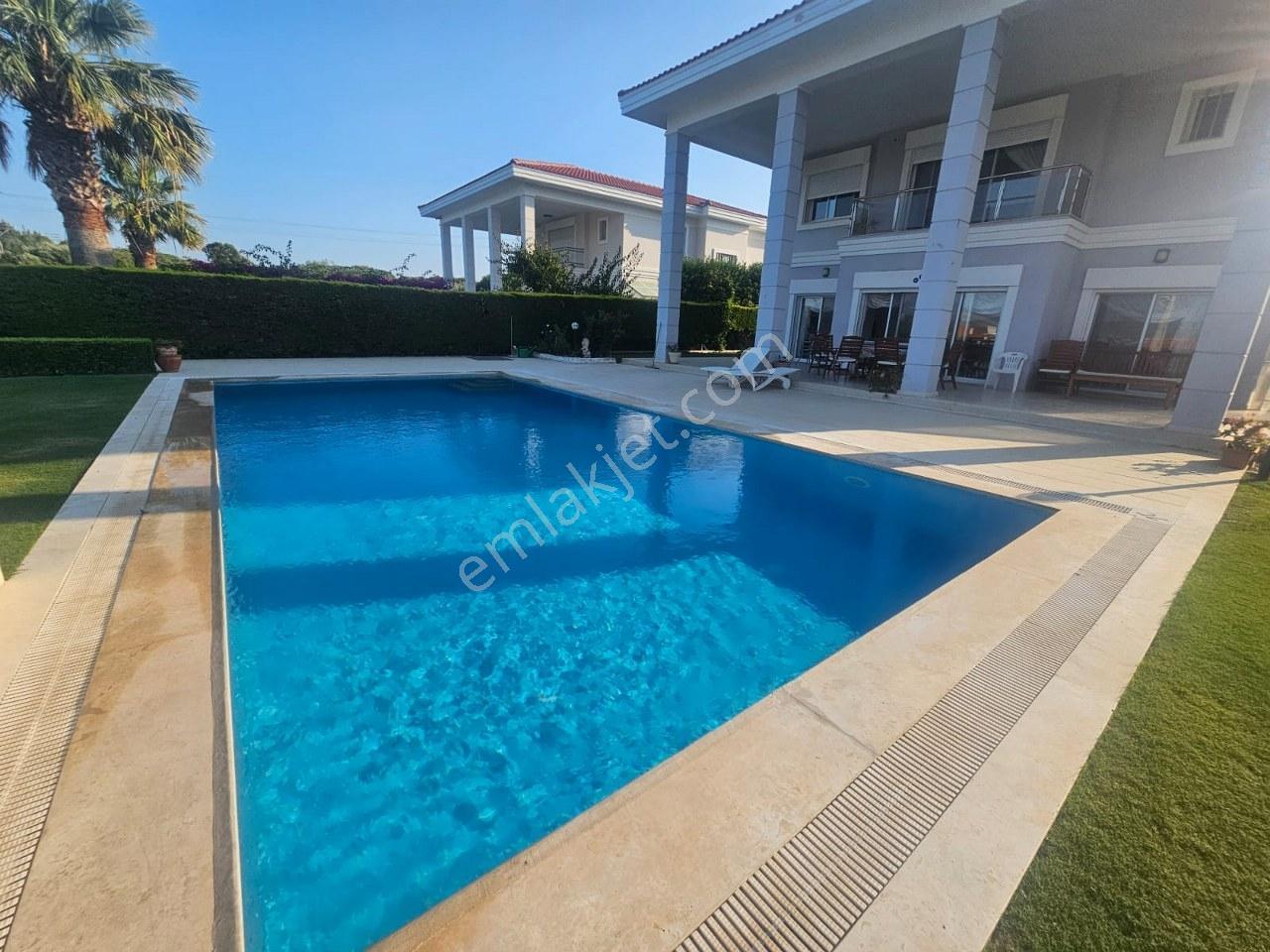 İzmir Çeşme Paşalimanı Full Deniz Manzaralı Müstakil Lüks Villa - Görsel 25