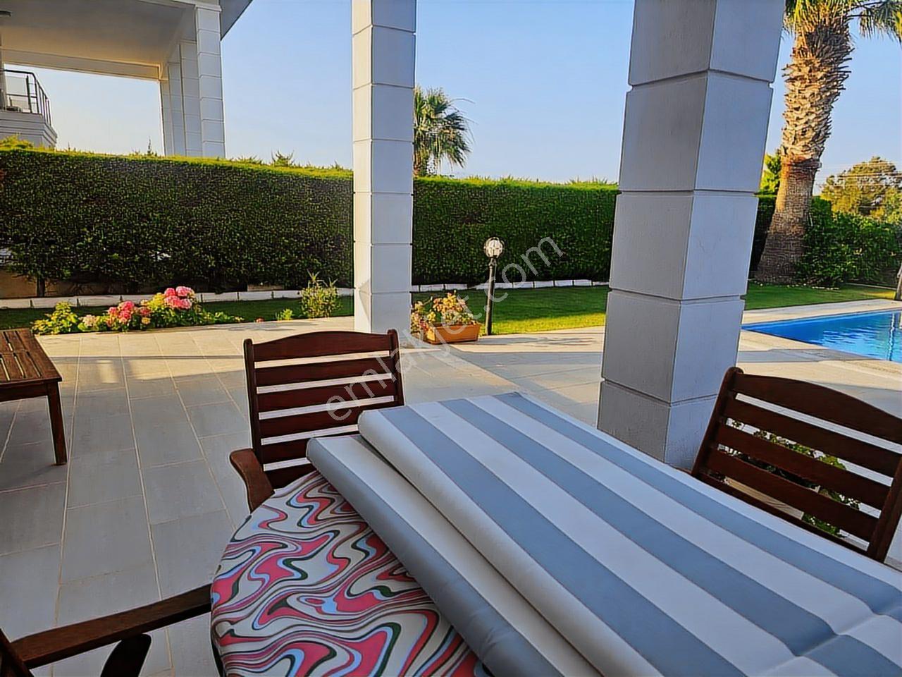 İzmir Çeşme Paşalimanı Full Deniz Manzaralı Müstakil Lüks Villa - Görsel 27