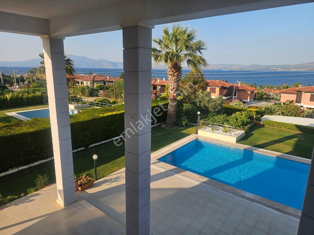 İzmir Çeşme Paşalimanı Full Deniz Manzaralı Müstakil Lüks Villa - Görsel 15