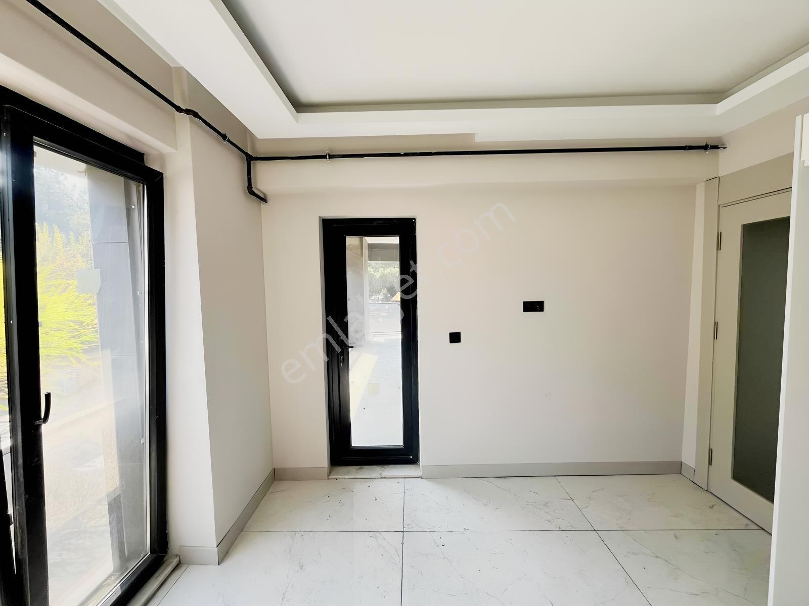Nilüfer Fethiye Park Manzaralı Ferah Daire - Görsel 26