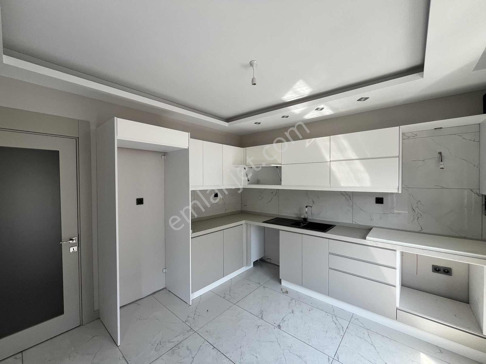 Nilüfer Fethiye Park Manzaralı Ferah Daire - Görsel 32