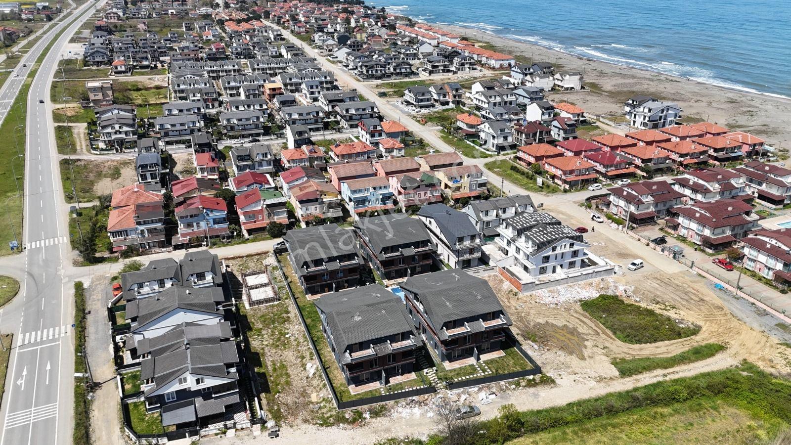 Karasu Kocaali'nde Havuzlu Lüks Sitede Satılık Villalar - Görsel 3