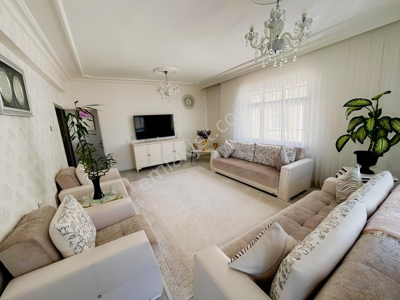 Selçuklu Nüfus Yakını 180 M² 3+1 Üç Cepheli İçi Yapılı Daire - Görsel 26