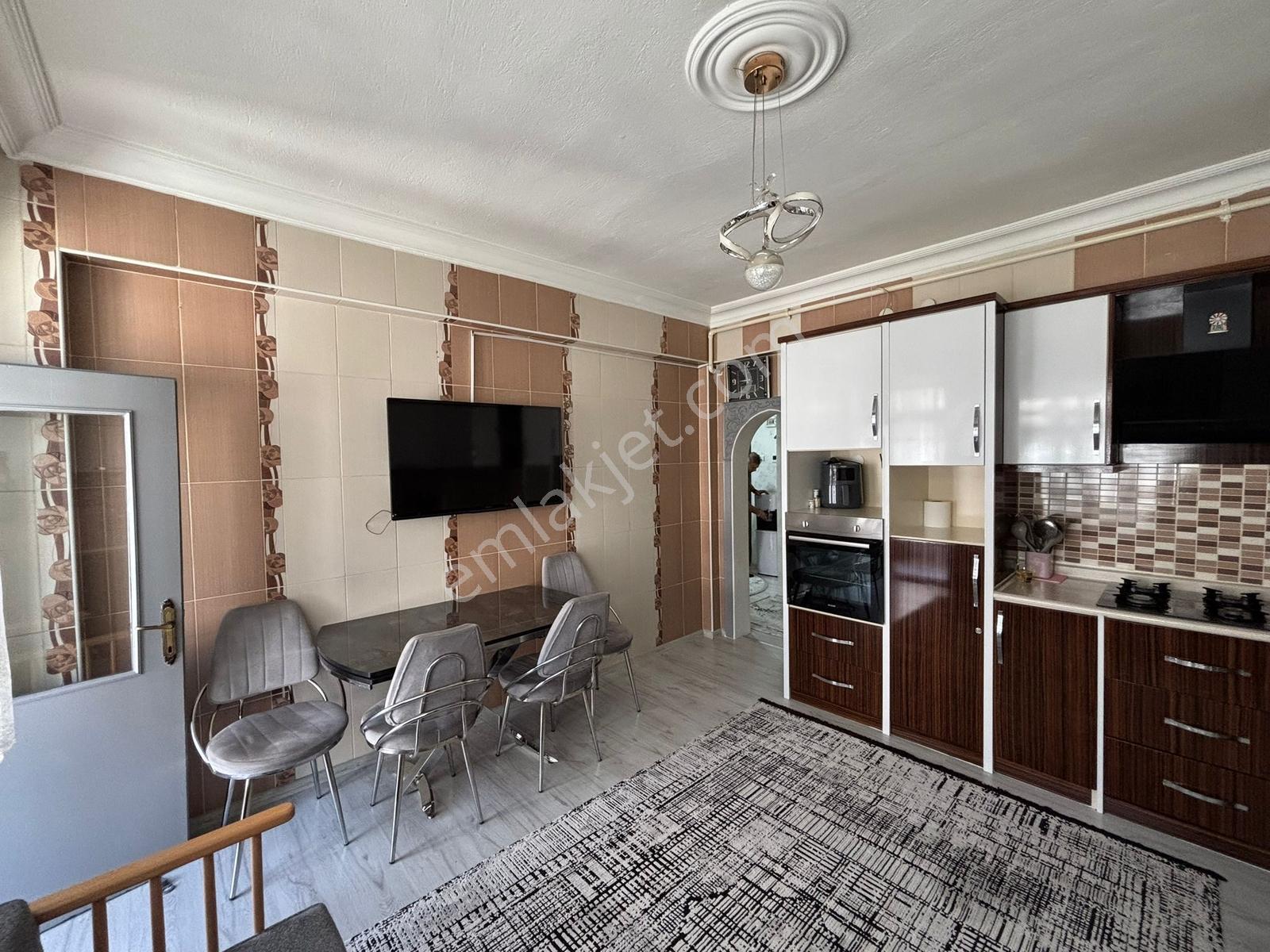 Selçuklu Nüfus Yakını 180 M² 3+1 Üç Cepheli İçi Yapılı Daire - Görsel 12