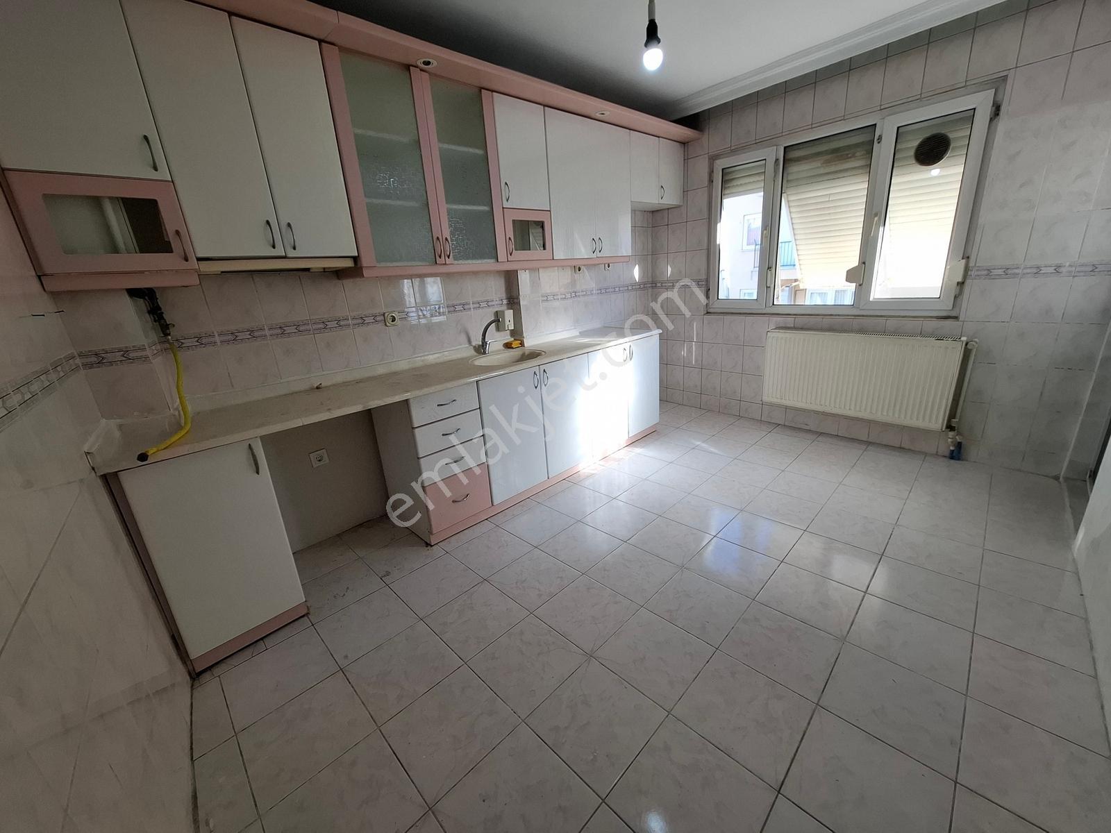 Akhisar İnönü Fahri Sertel Emlaktan Kiralık 3+1 Ofis Daire - Görsel 7