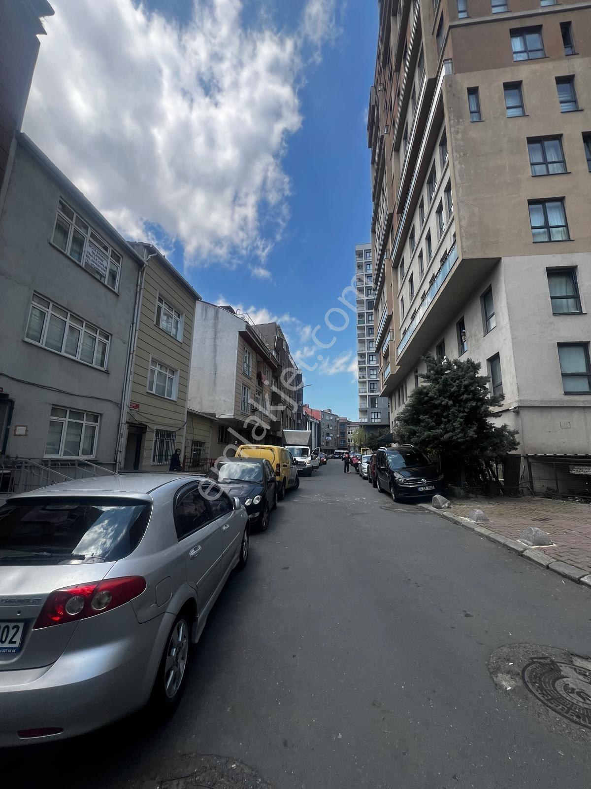 Yahyakemal Mahallesinde 2+1 Kiralık Daire - Görsel 5