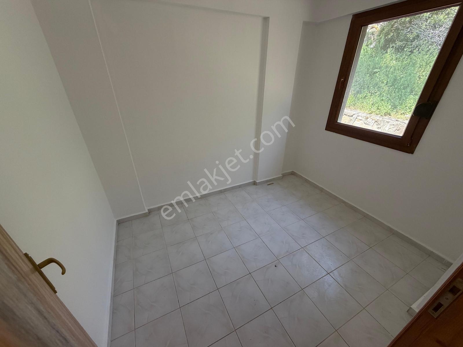 Onmax Pelitköy'de Kiralık 4+1 Villa - Görsel 2