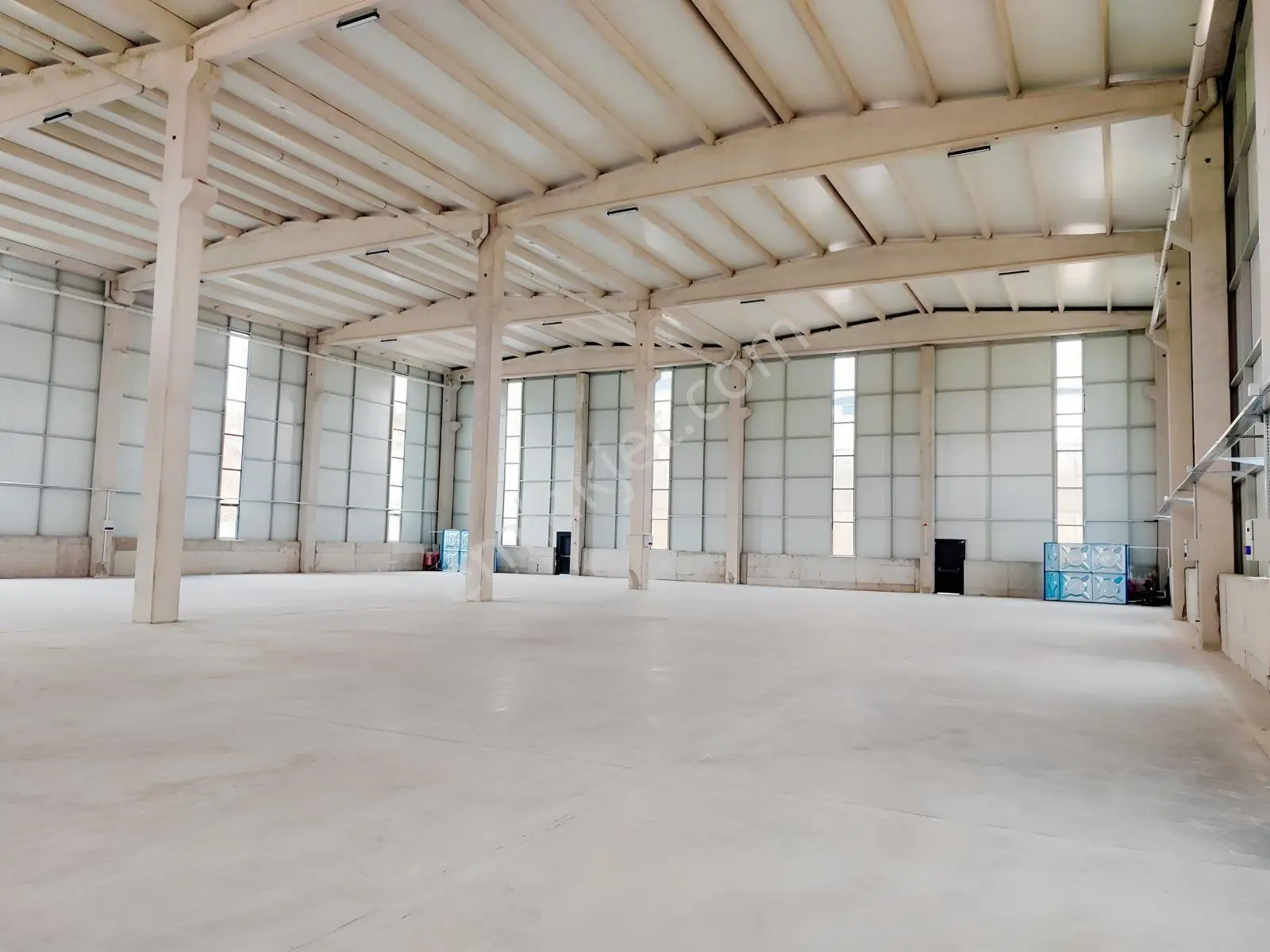 Saray'da 2000m2 Ofisli Kiralık Fabrika - Görsel 5