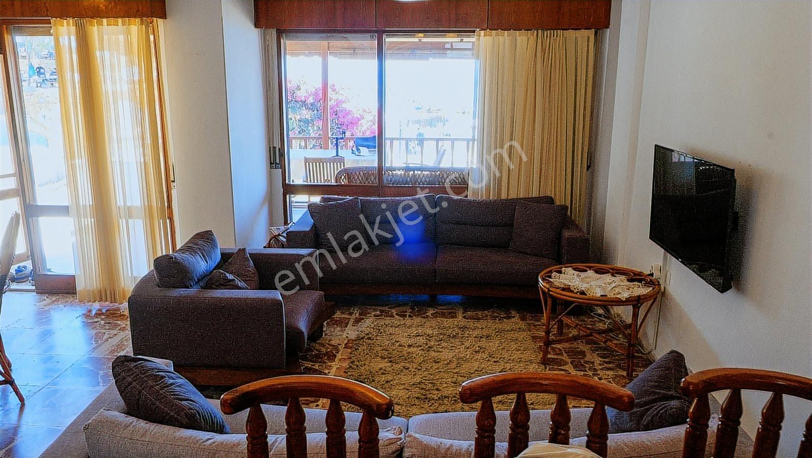 İzmir Özdere'de Satılık Denize Sıfır Müstakil Villa - Görsel 11
