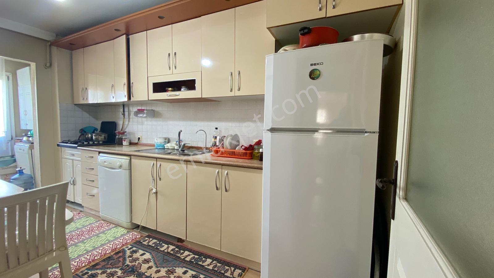 Buket Emlaktan Satılık 3+1 Daire Doğalgazlı Asansörlü - Görsel 11