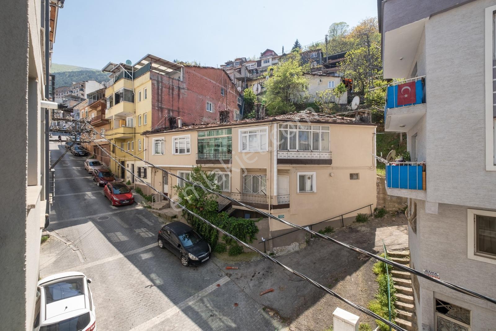 Remax Advantege'den Mollarapta Okulun Karşında Satılık 3+1 Daire - Görsel 21